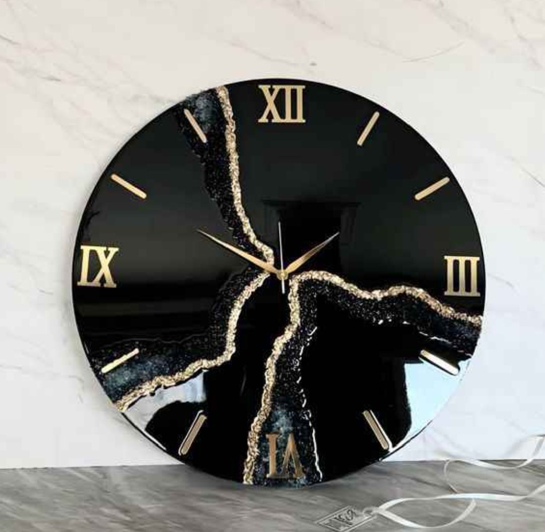 Room Decore Resin Clock 20" Inches