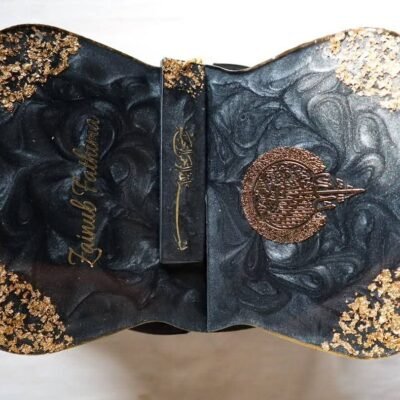 Black Resin Rehal with Book Mark