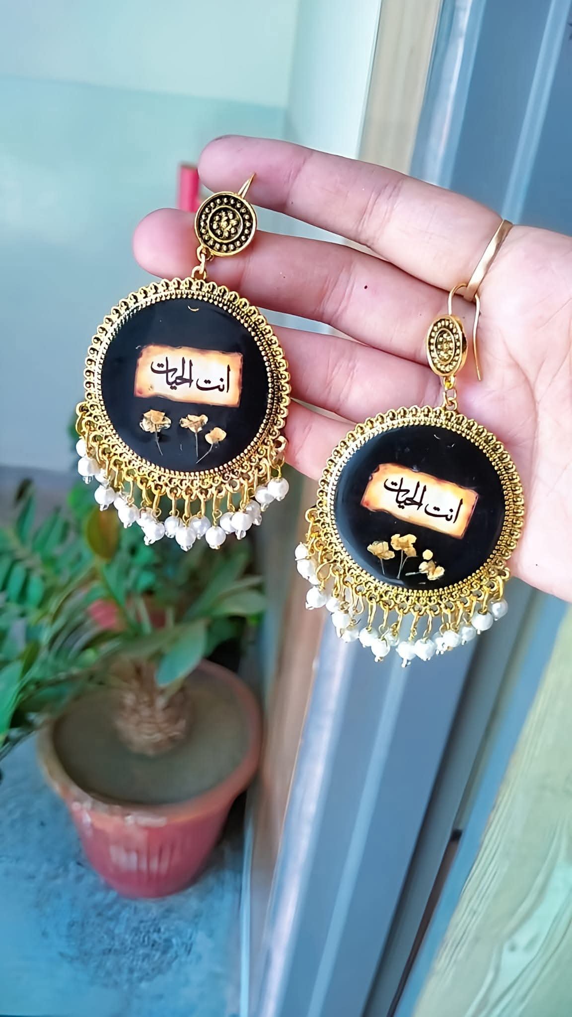 Resin Black Lover Jhumky - Image 3
